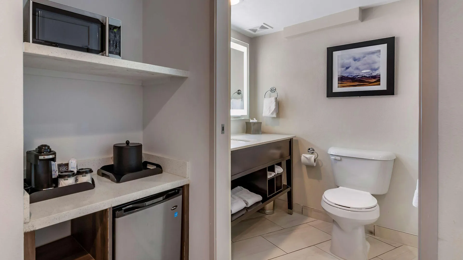 Best Western Premier Denver East Hotel